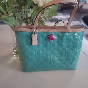 Coach signature handbag in turquoise/Tiffany blue